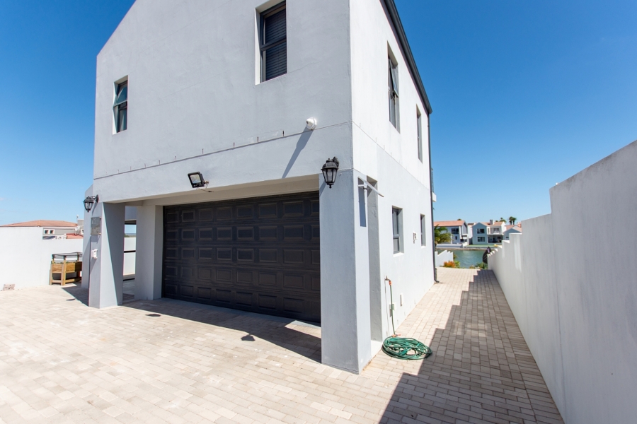 2 Bedroom Property for Sale in Port Owen Western Cape